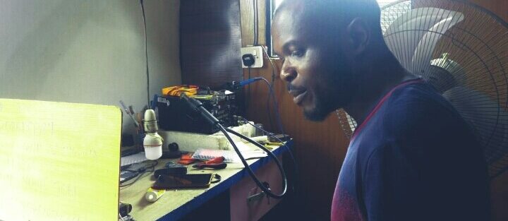 TobbyTech Phone Technician